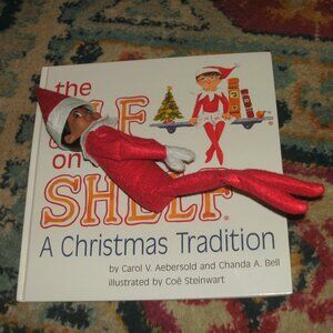 Collectible ELF on THE SHELF Doll & HARDCOVER Story Book